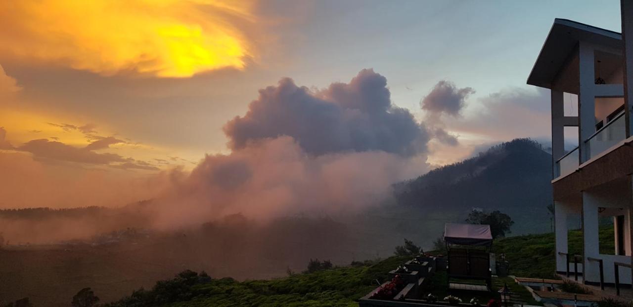 Mountain Trails Hotel อูตี ภายนอก รูปภาพ