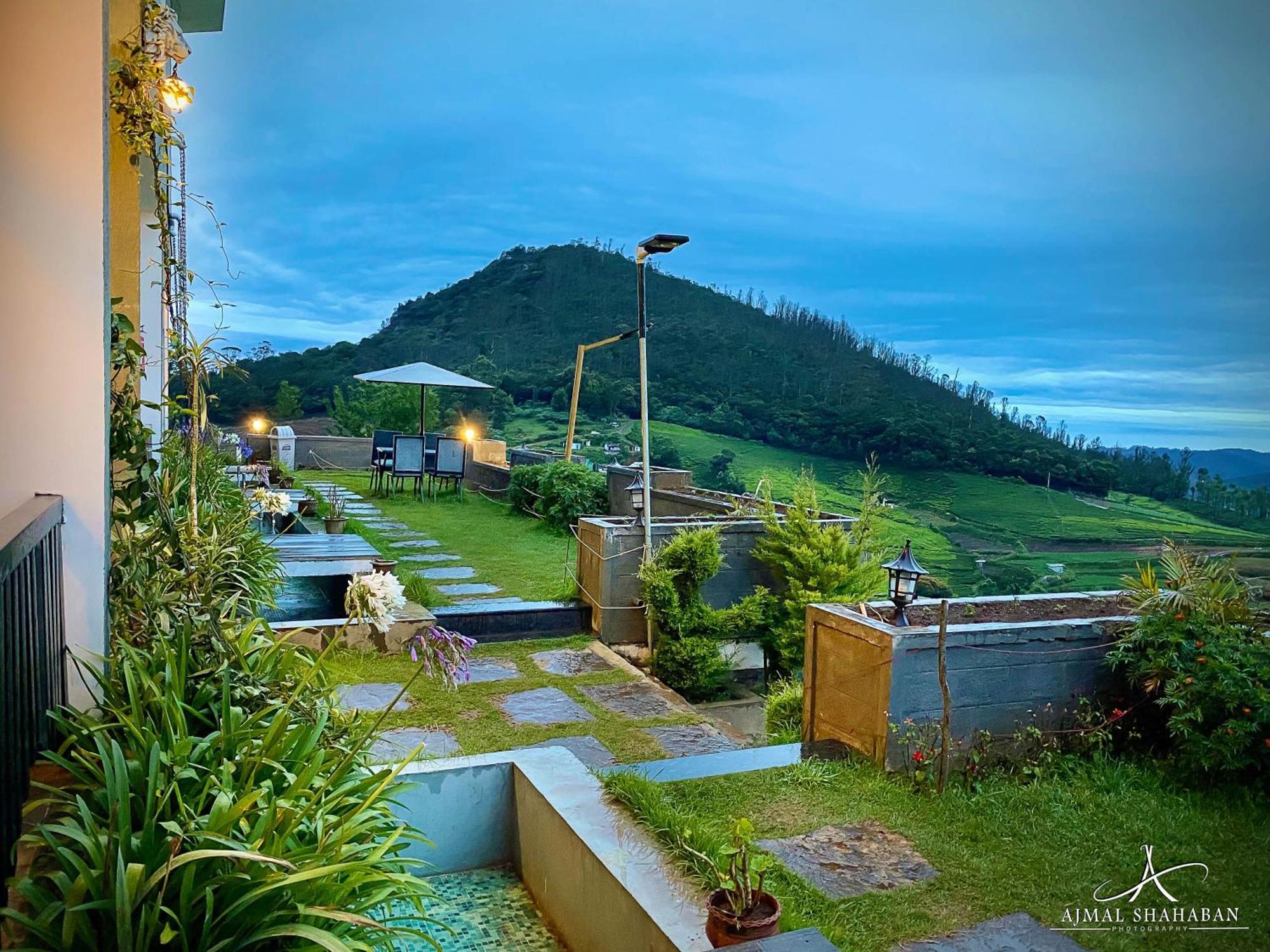 Mountain Trails Hotel อูตี ภายนอก รูปภาพ